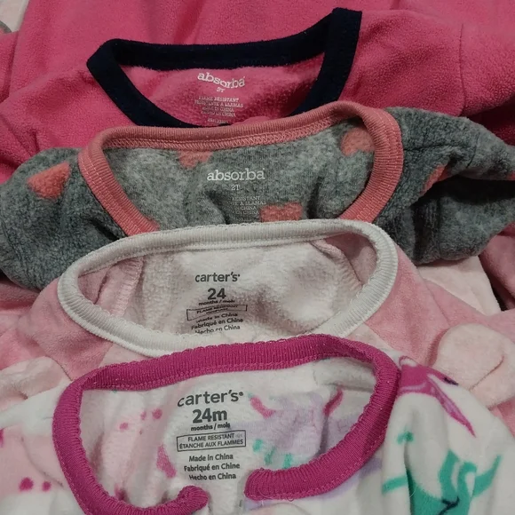Baby Girl 24 Months Clothes Fall/Winter Capsule Wardrobe Bundle Girl 2T Lot